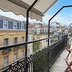 Arratik By Feelfreerentals *